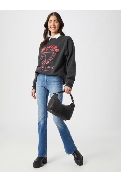 ONLBLUSH JEANS MID FLARED... 2