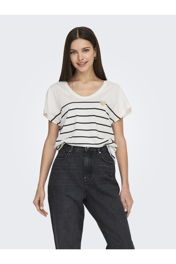 ONLEMILY S/S HEART TEE