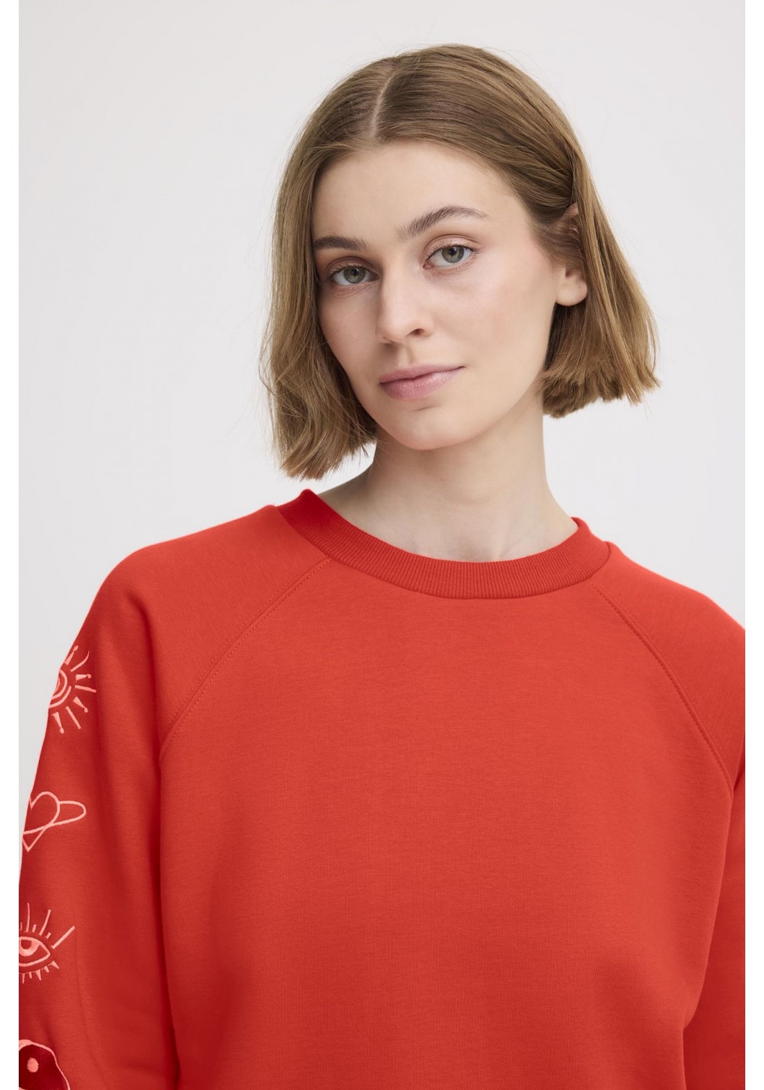 IHLELA O-NECK SWEAT IHLELA O-NECK SWEAT