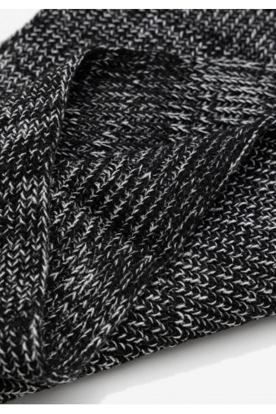 THALES KNITTED SCARF 2